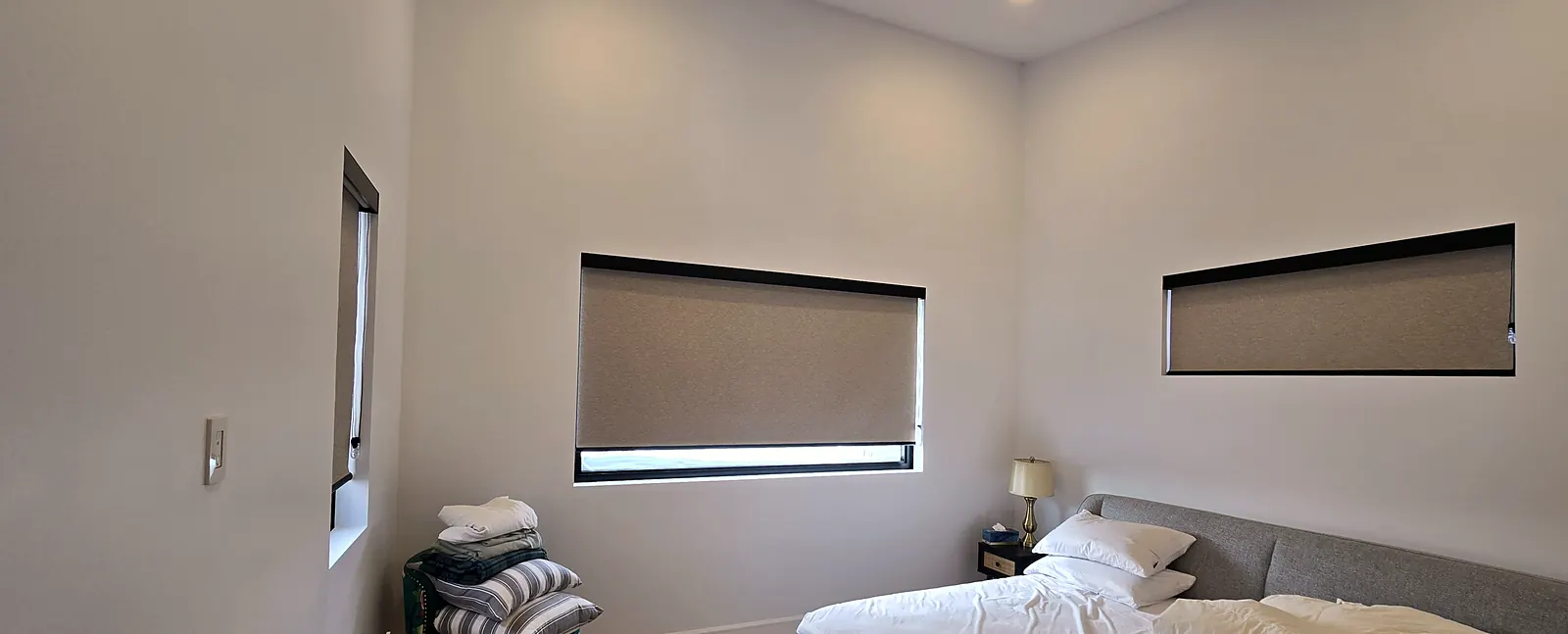 Toiles opaques décoratives dans une chambre, Cantons-de-l'Est