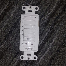 controles store domotique Montreal - Le gars des stores